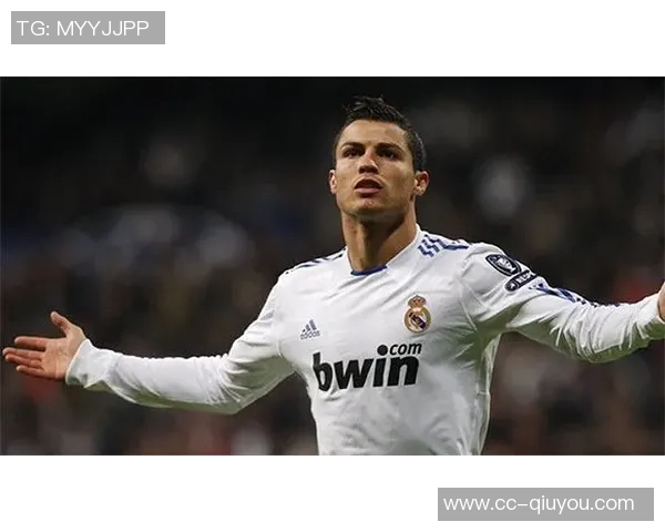 葡萄牙体育与特林康续约至2030年年薪翻倍解约金高达1亿欧元 葡萄牙体育与特林康续约至2030年年薪翻倍解约金高达1亿欧元